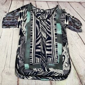 UEC Marciano oversized cold shoulder short sleeve blouse small
